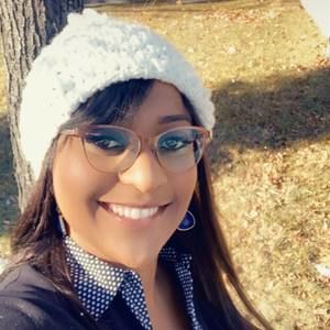 Meet your Posher, Isabel